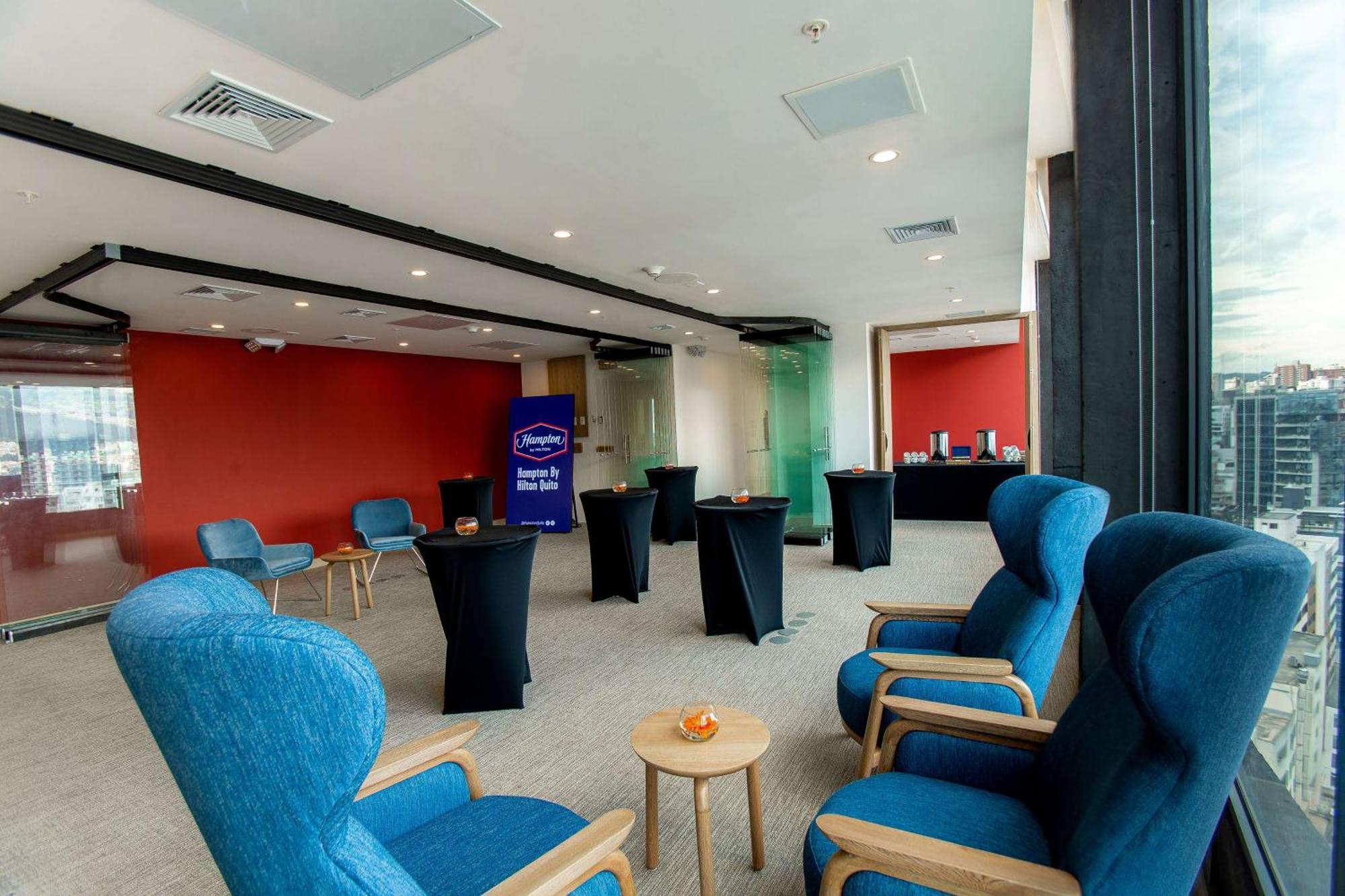 Hotel Hampton By Hilton Quito La Carolina Park Exterior foto